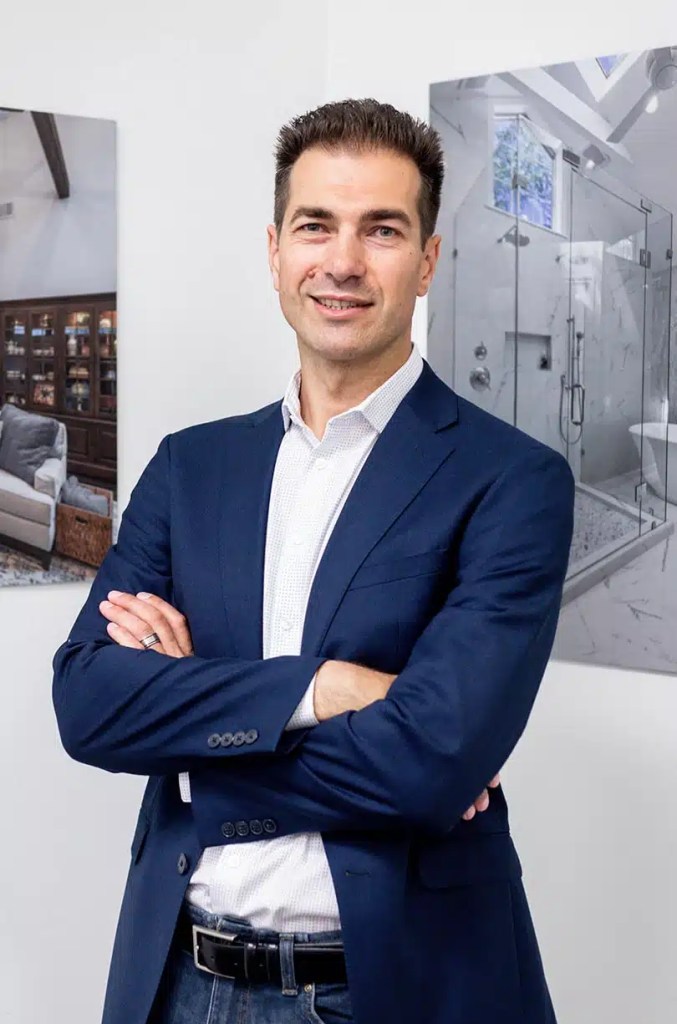 CEO MHM LIVING - Botond